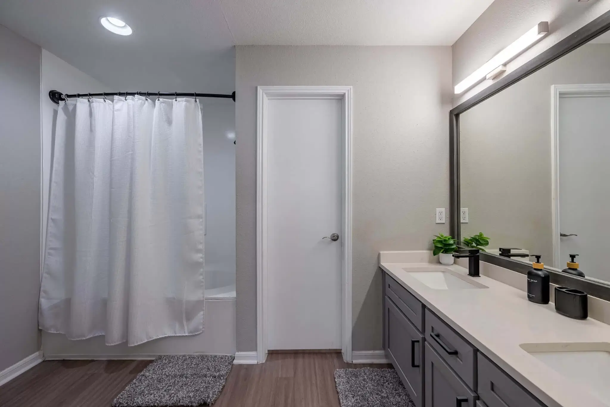 Modern Apartment